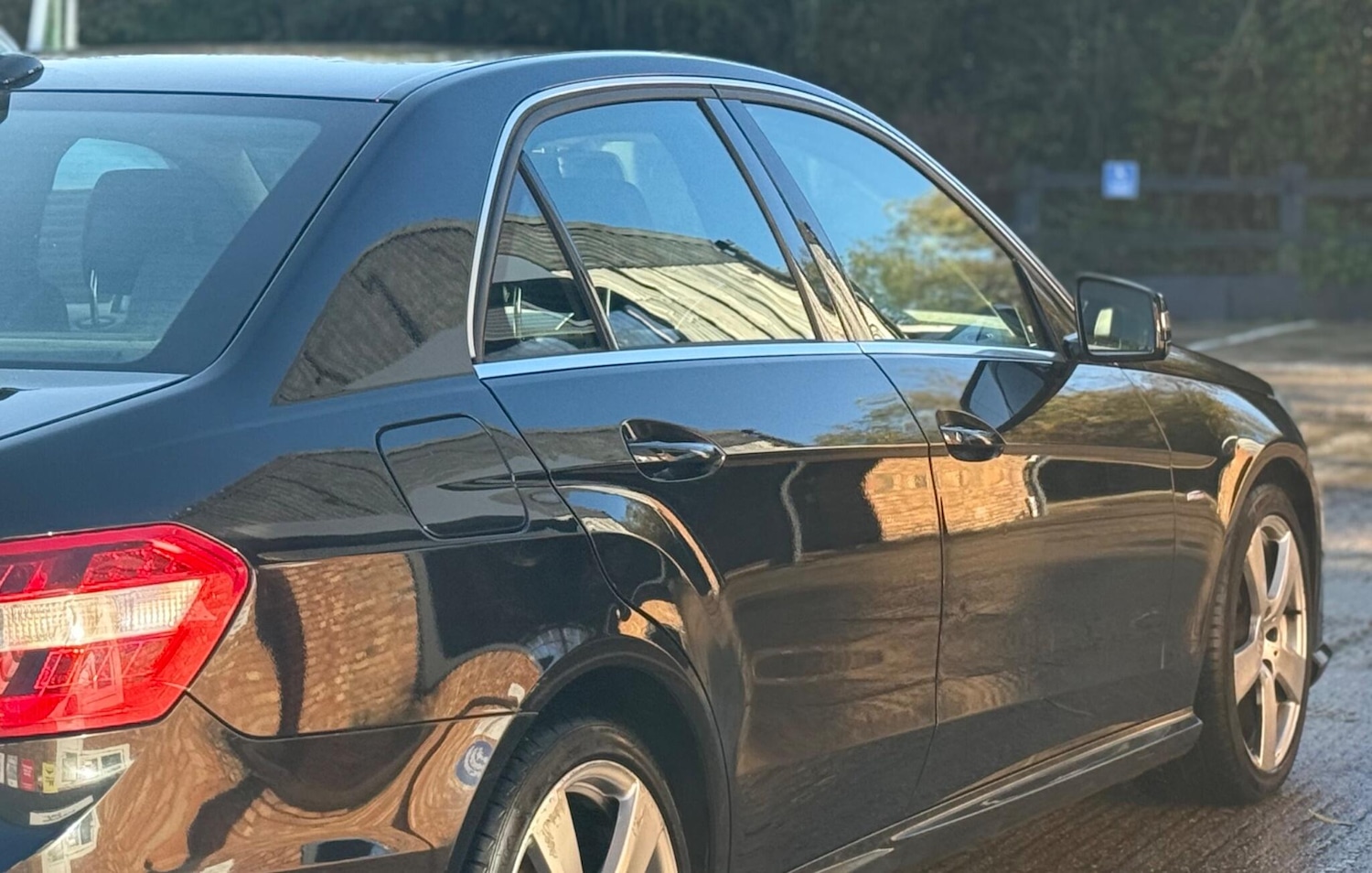 Used Mercedes-Benz E Class 2012 for sale - 76429505: Photo 35