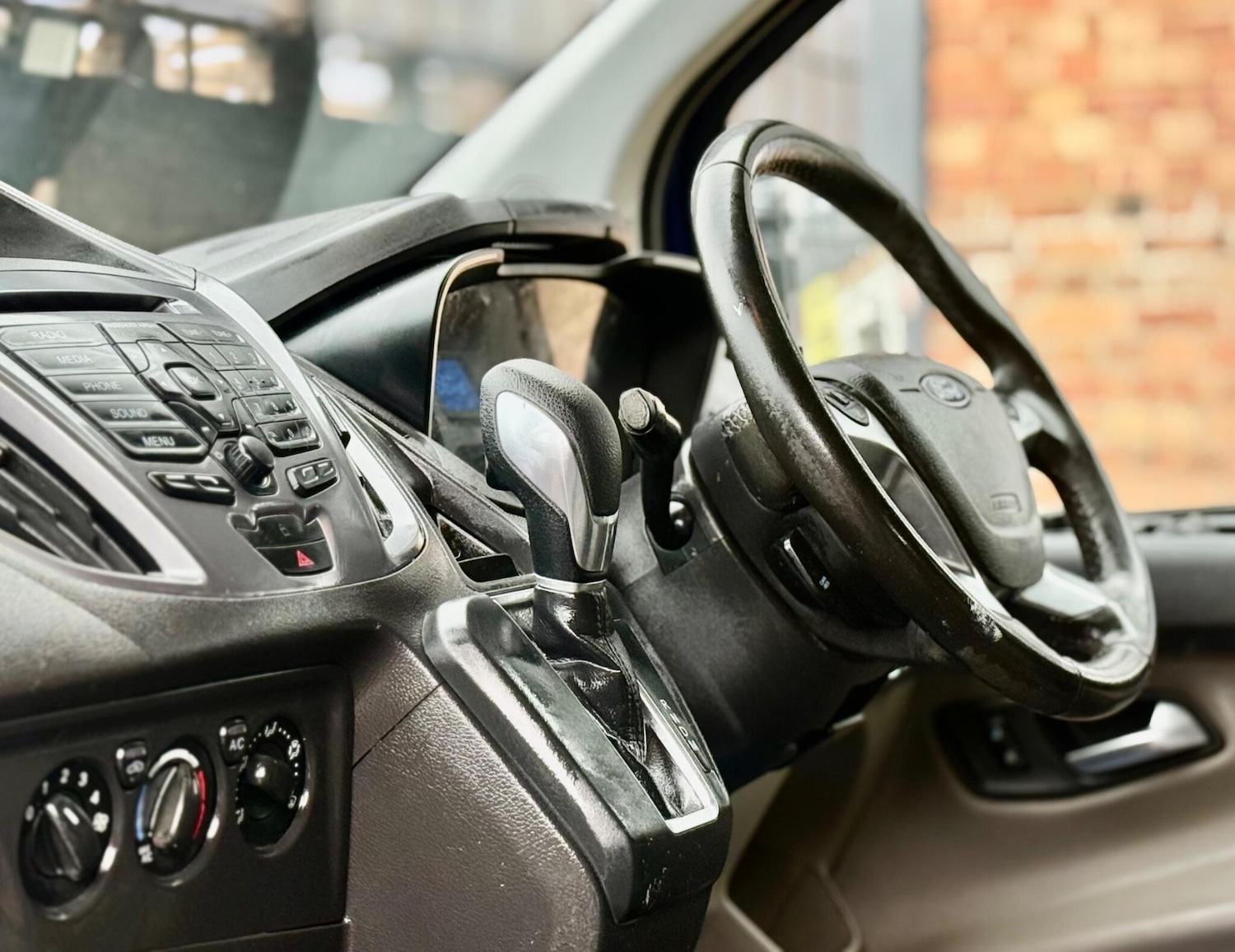 Used Ford Tourneo Custom 2017 for sale - 77629471: Photo 11