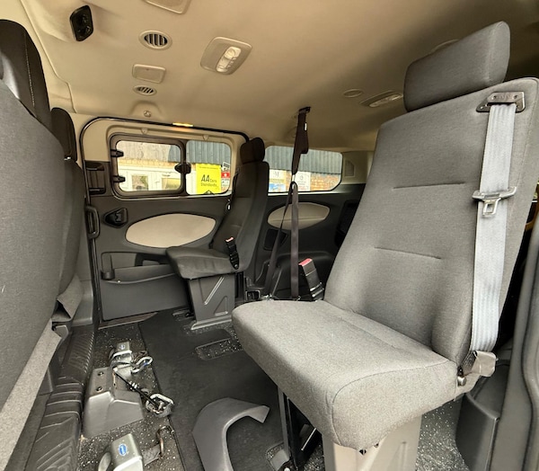Used Ford Tourneo Custom 2018 for sale - 75348987: Photo 20
