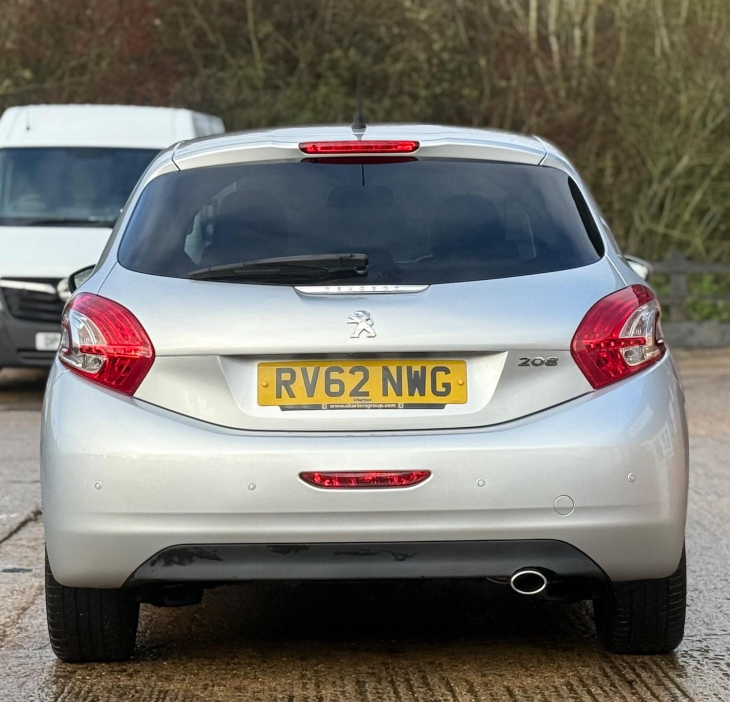 Used Peugeot 208 2012 for sale - 76685570: Photo 10