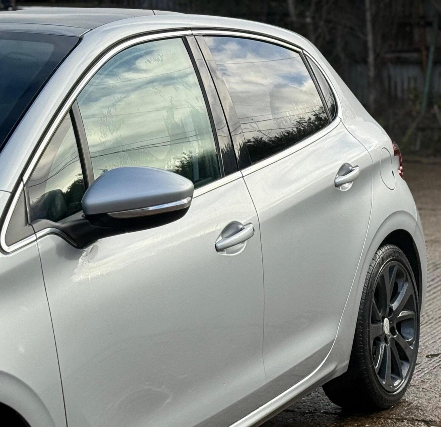 Used Peugeot 208 2012 for sale - 76685570: Photo 31