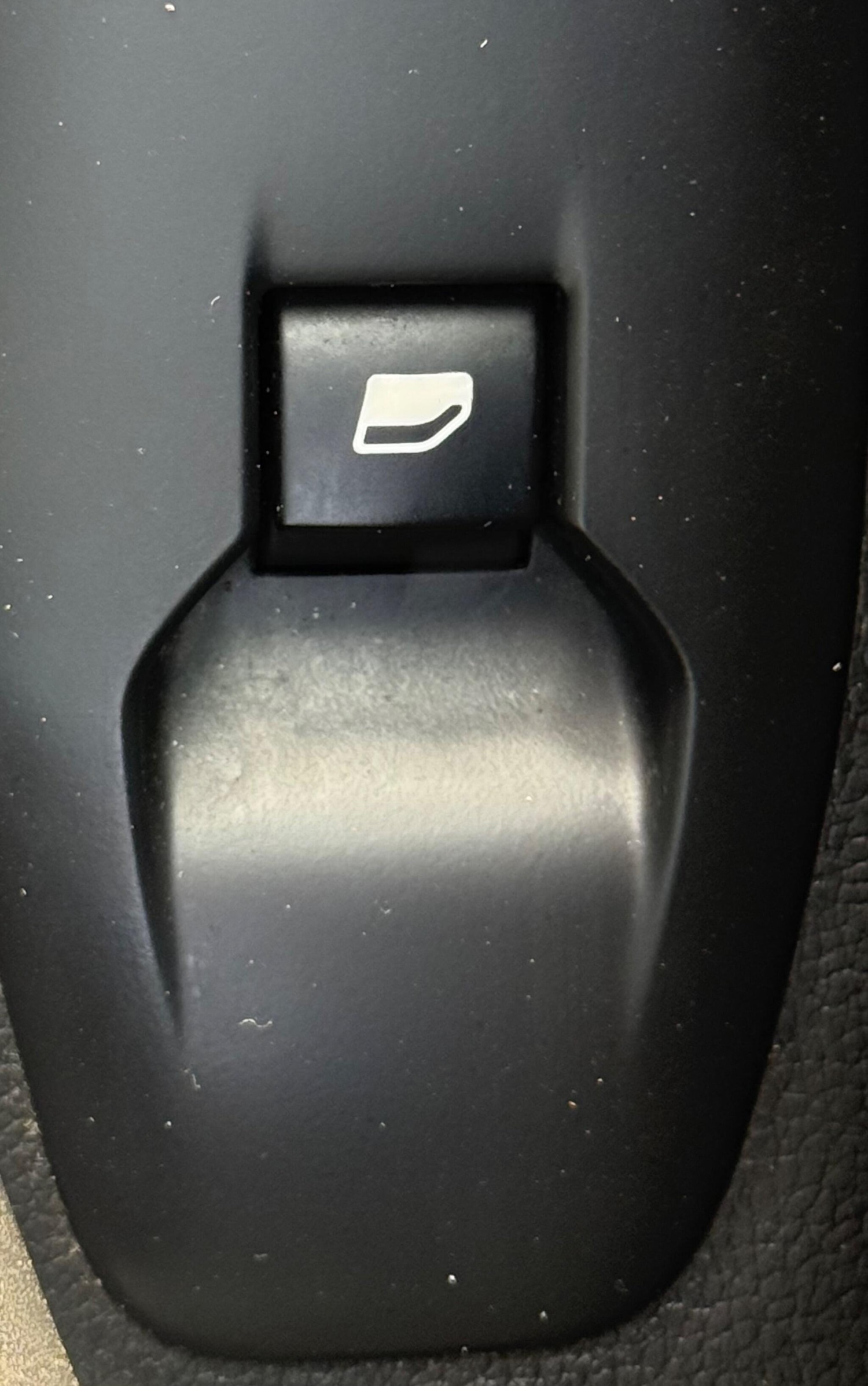 Used Peugeot 208 2012 for sale - 76685570: Photo 44