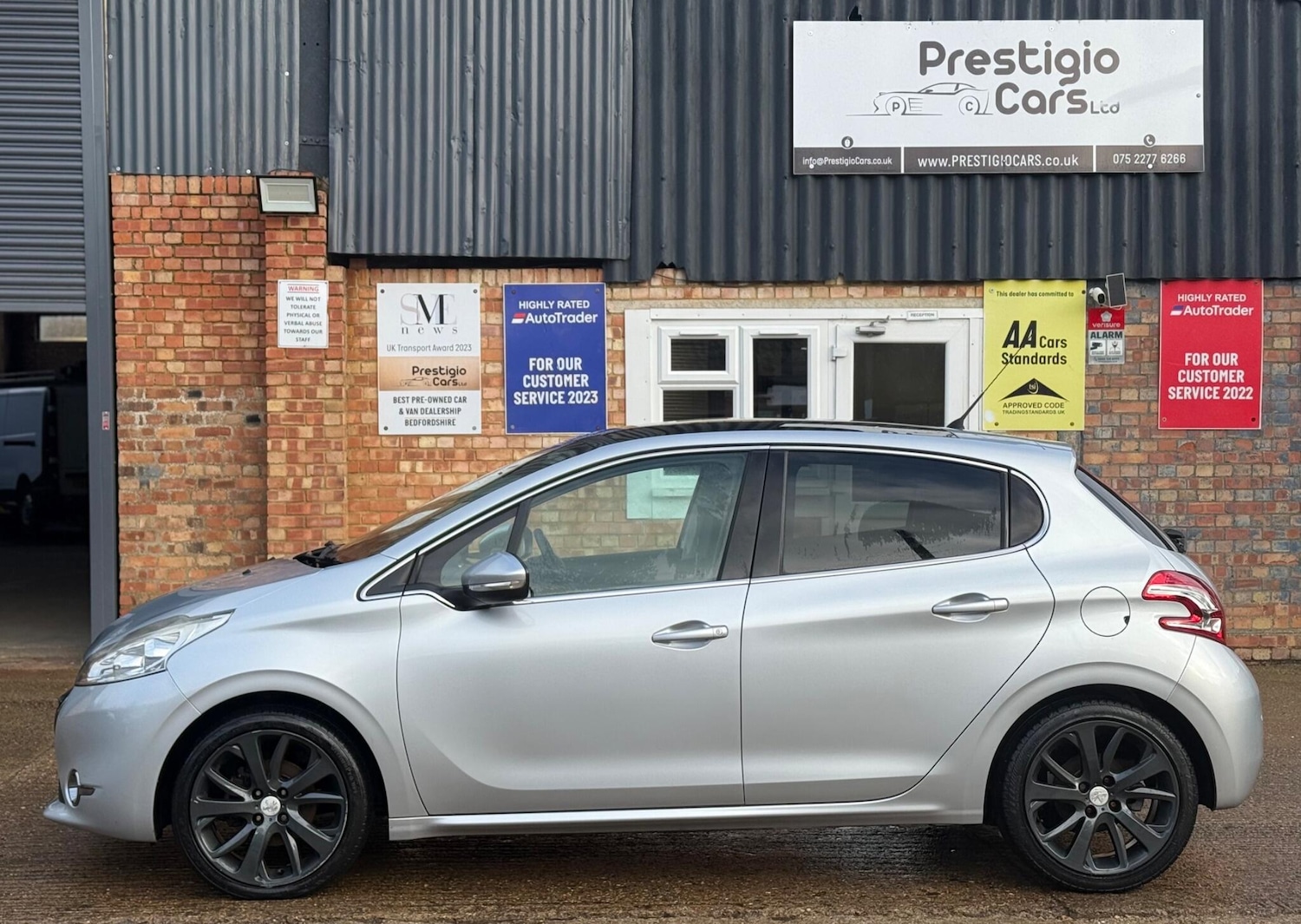 Used Peugeot 208 2012 for sale - 76685570: Photo 7