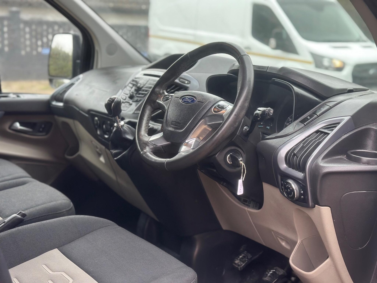 Used Ford Tourneo Custom 2017 for sale - 76554434: Photo 12