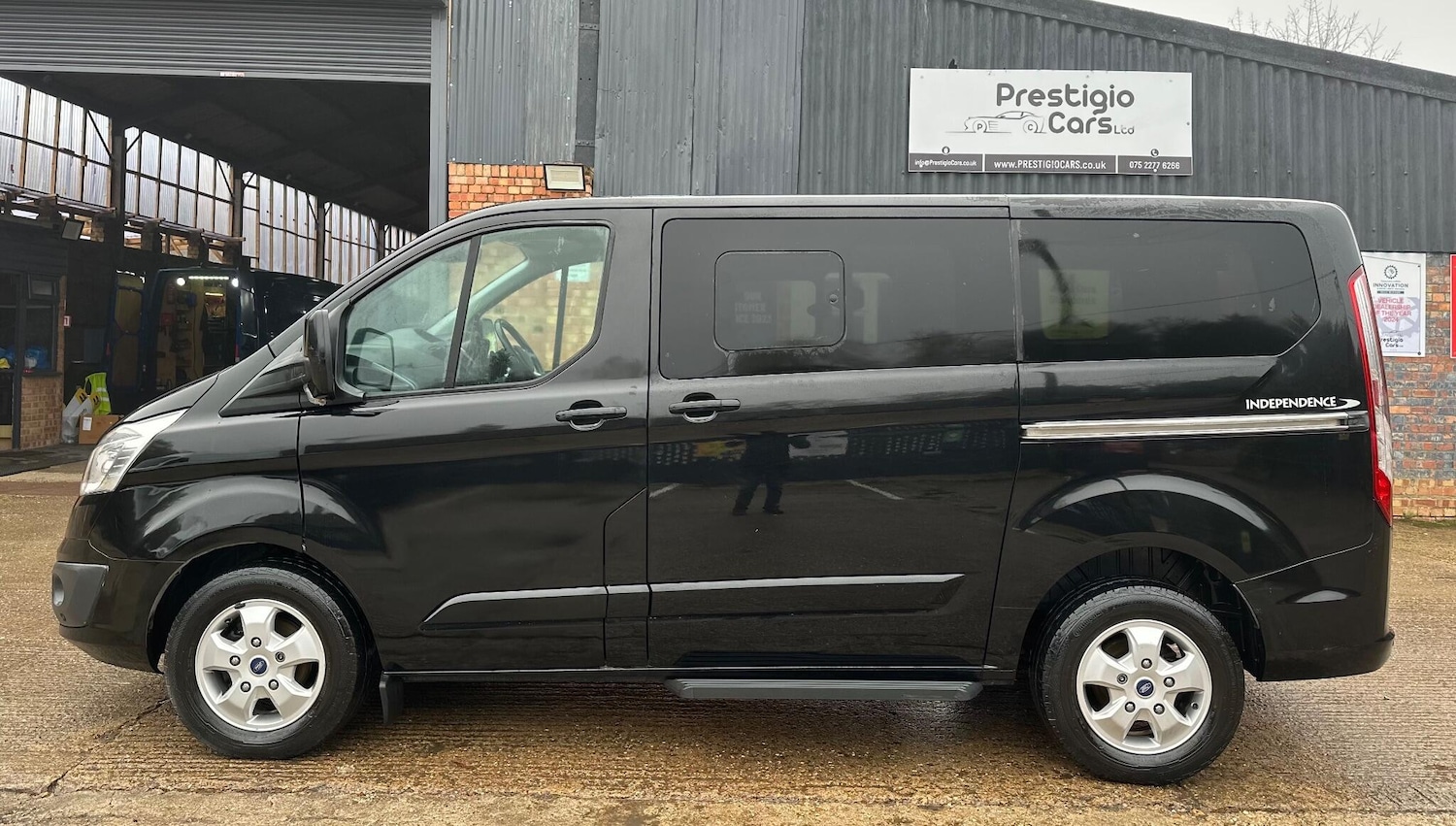 Used Ford Tourneo Custom 2017 for sale - 76554434: Photo 8