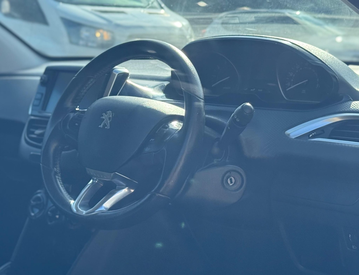 Used Peugeot 208 2018 for sale - 76171043: Photo 11