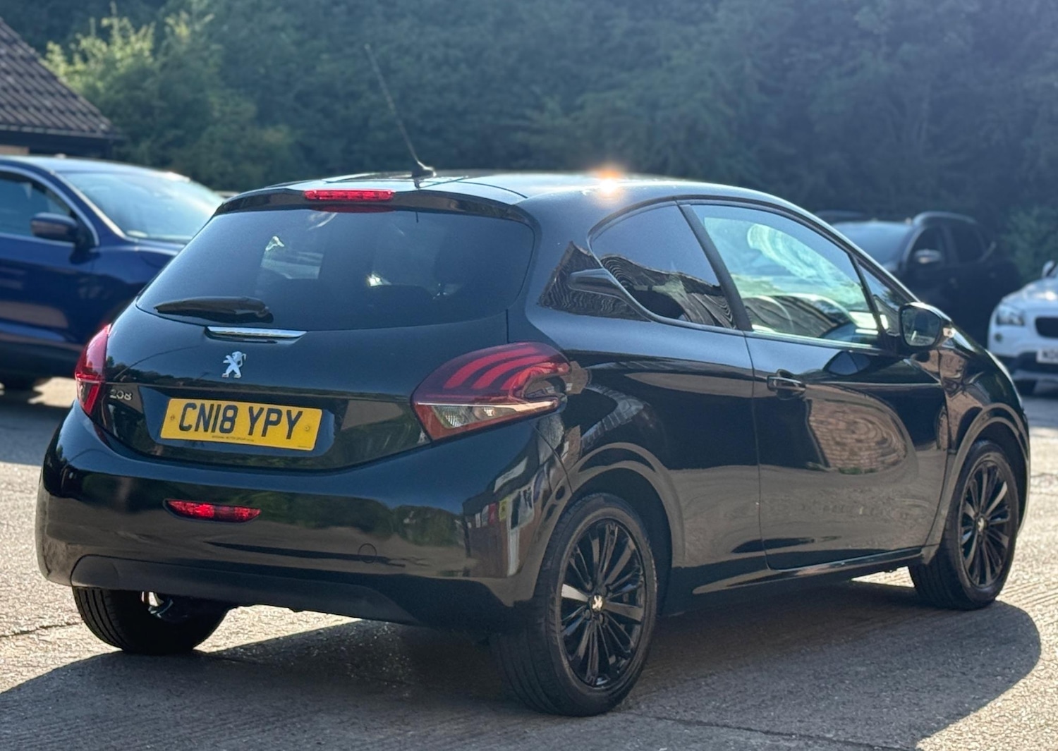 Used Peugeot 208 2018 for sale - 76171043: Photo 9
