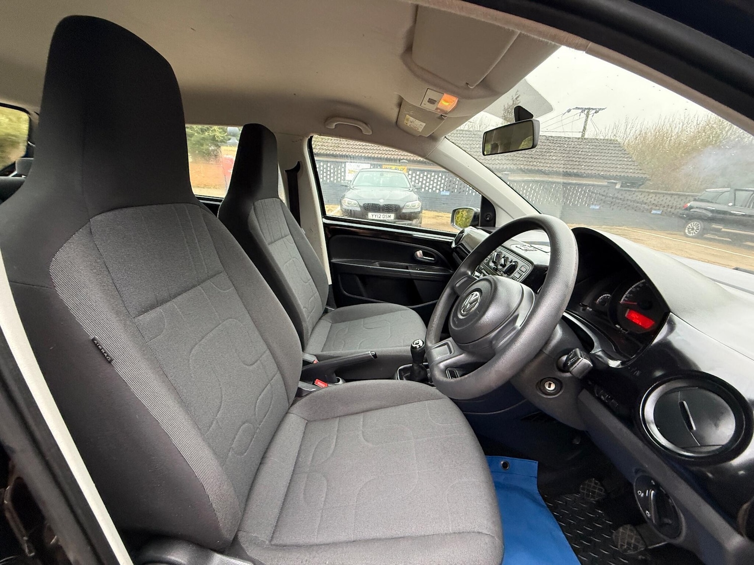 Used Volkswagen up! 2015 for sale - 77234034: Photo 11