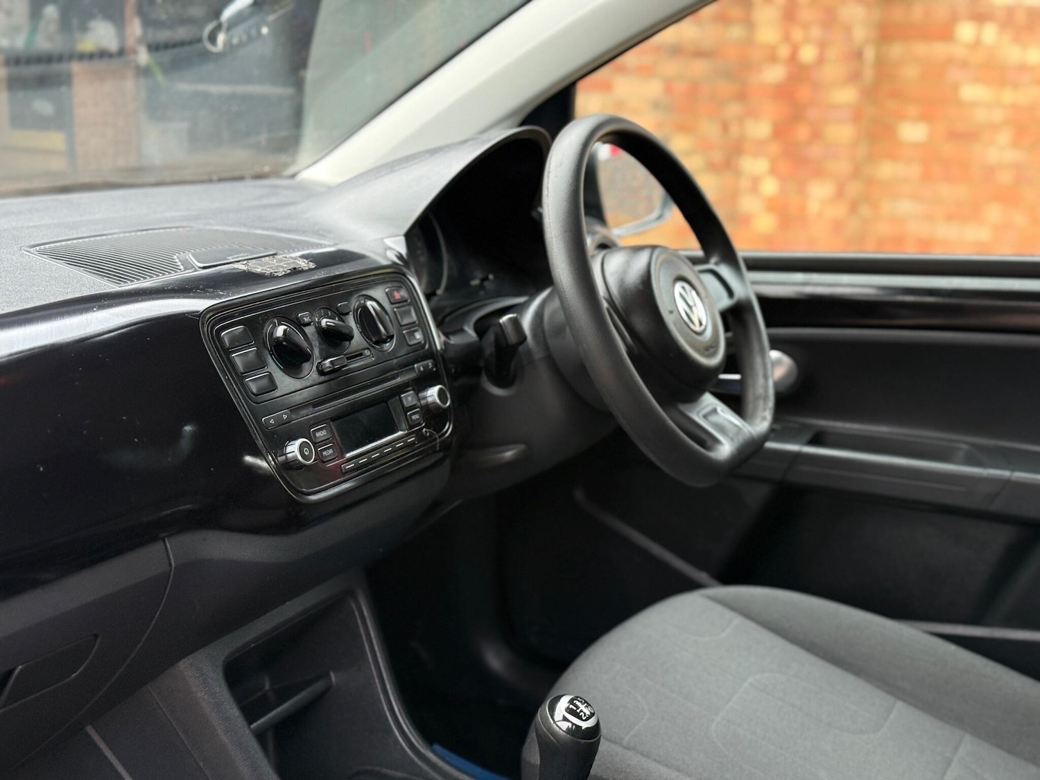 Used Volkswagen up! 2015 for sale - 77234034: Photo 12