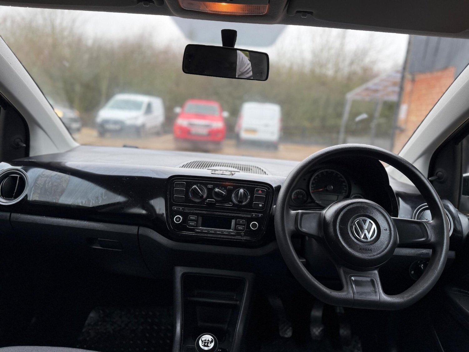 Used Volkswagen up! 2015 for sale - 77234034: Photo 14