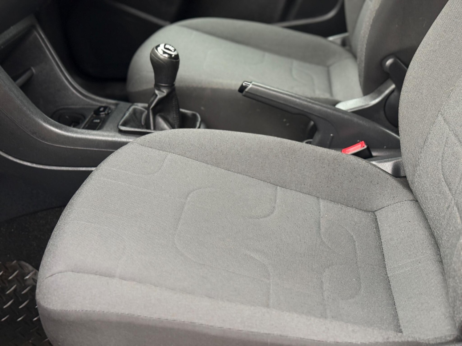 Used Volkswagen up! 2015 for sale - 77234034: Photo 26