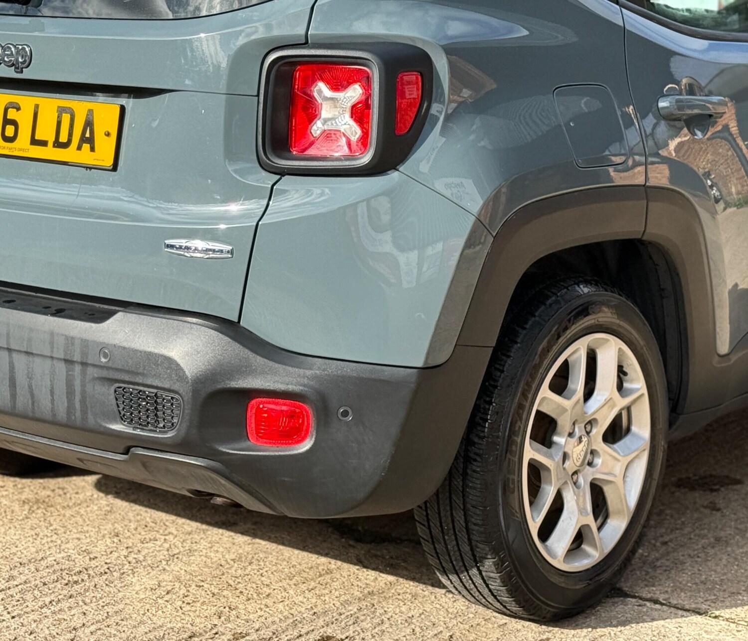 Used Jeep Renegade 2016 for sale - 76757102: Photo 30