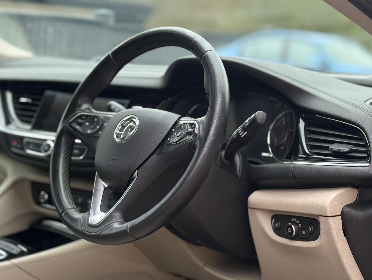 Used Vauxhall Insignia 2018 for sale - 77789648: Photo 3