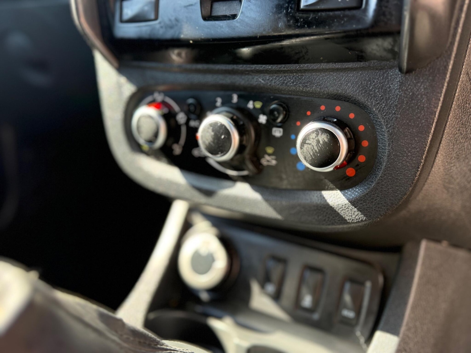 Used Dacia Duster 2018 for sale - 77931778: Photo 34