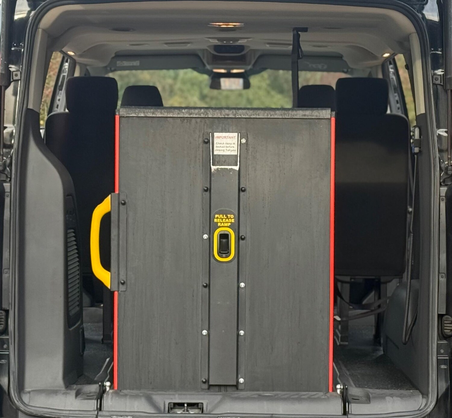 Used Ford Tourneo Custom 2018 for sale - 76554435: Photo 21