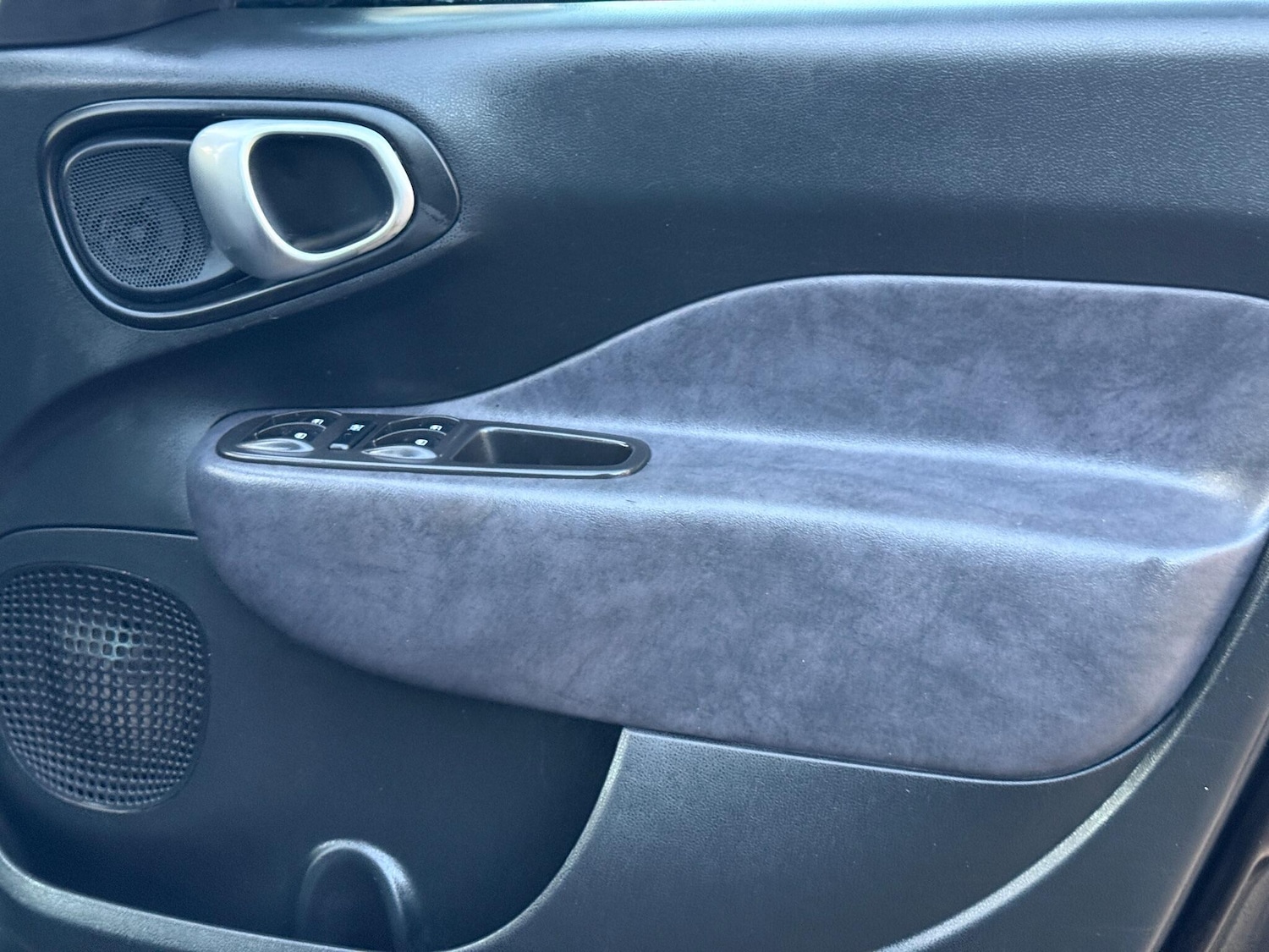 Used Fiat 500L 2014 for sale - 77301607: Photo 34