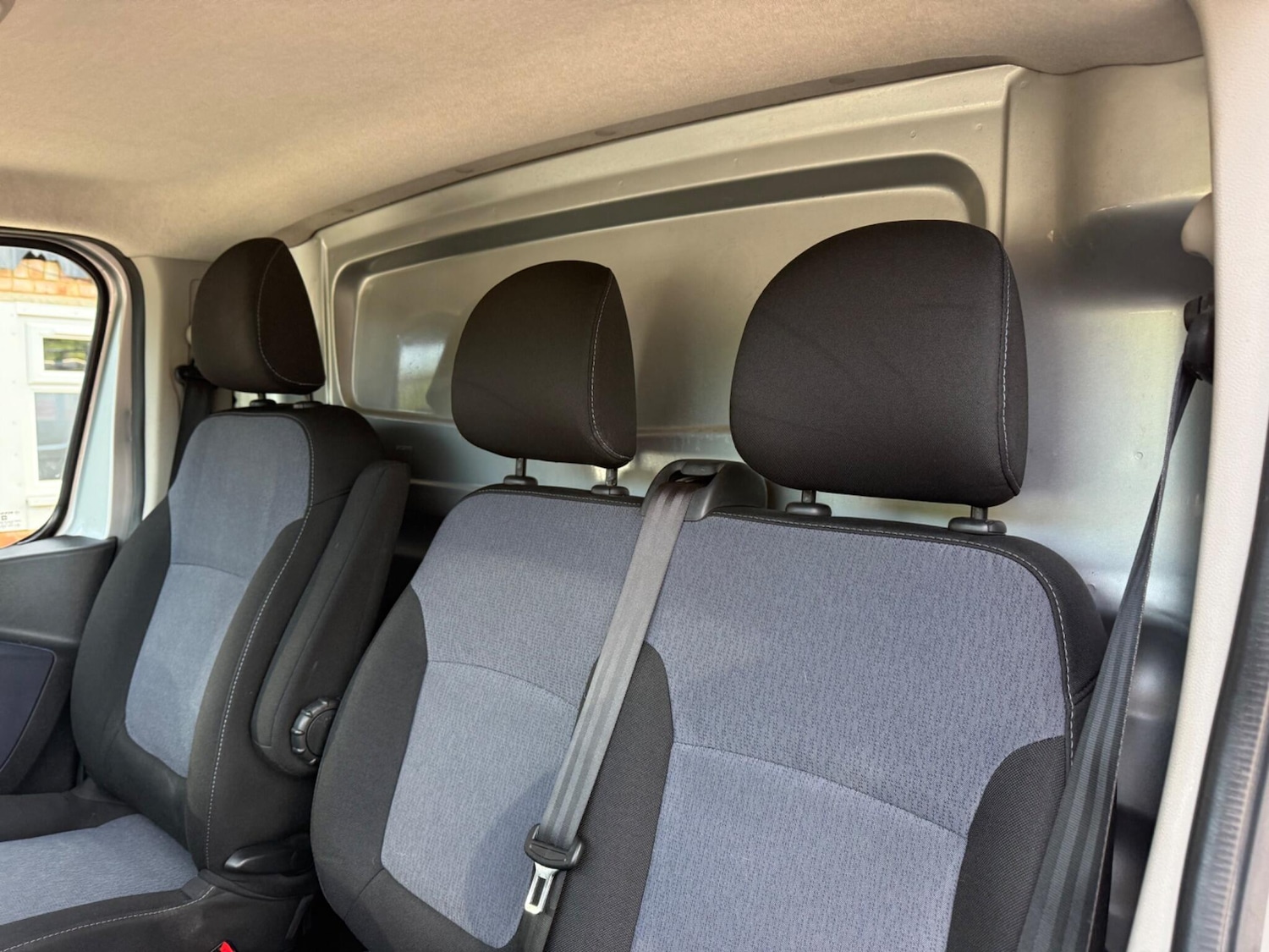 Used Vauxhall Vivaro 2015 for sale - 78182573: Photo 35