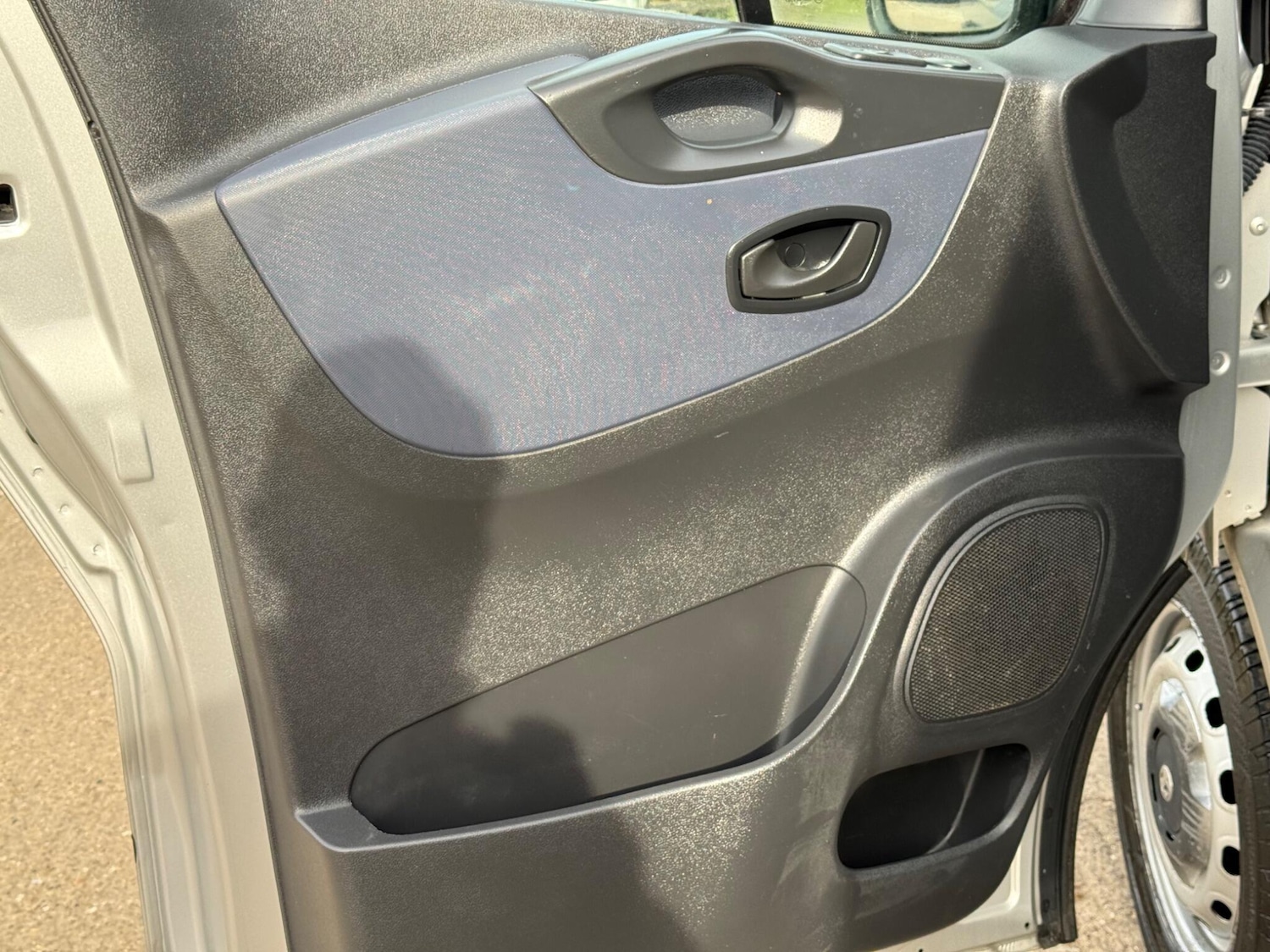 Used Vauxhall Vivaro 2015 for sale - 78182573: Photo 36