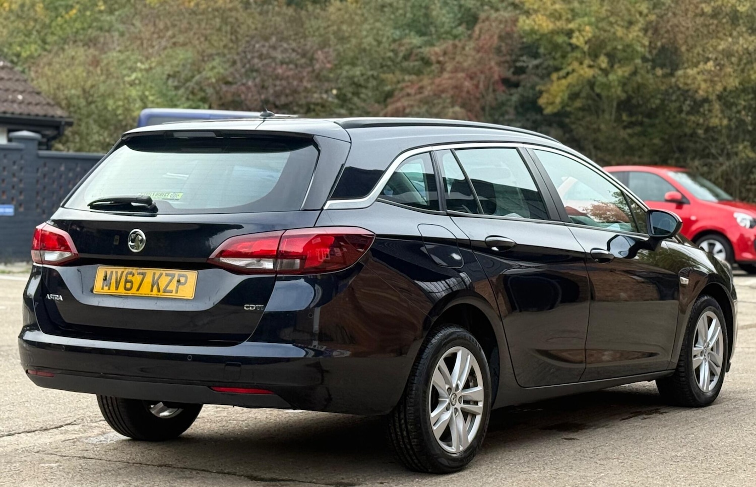 Used Vauxhall Astra 2017 for sale - 76449849: Photo 11