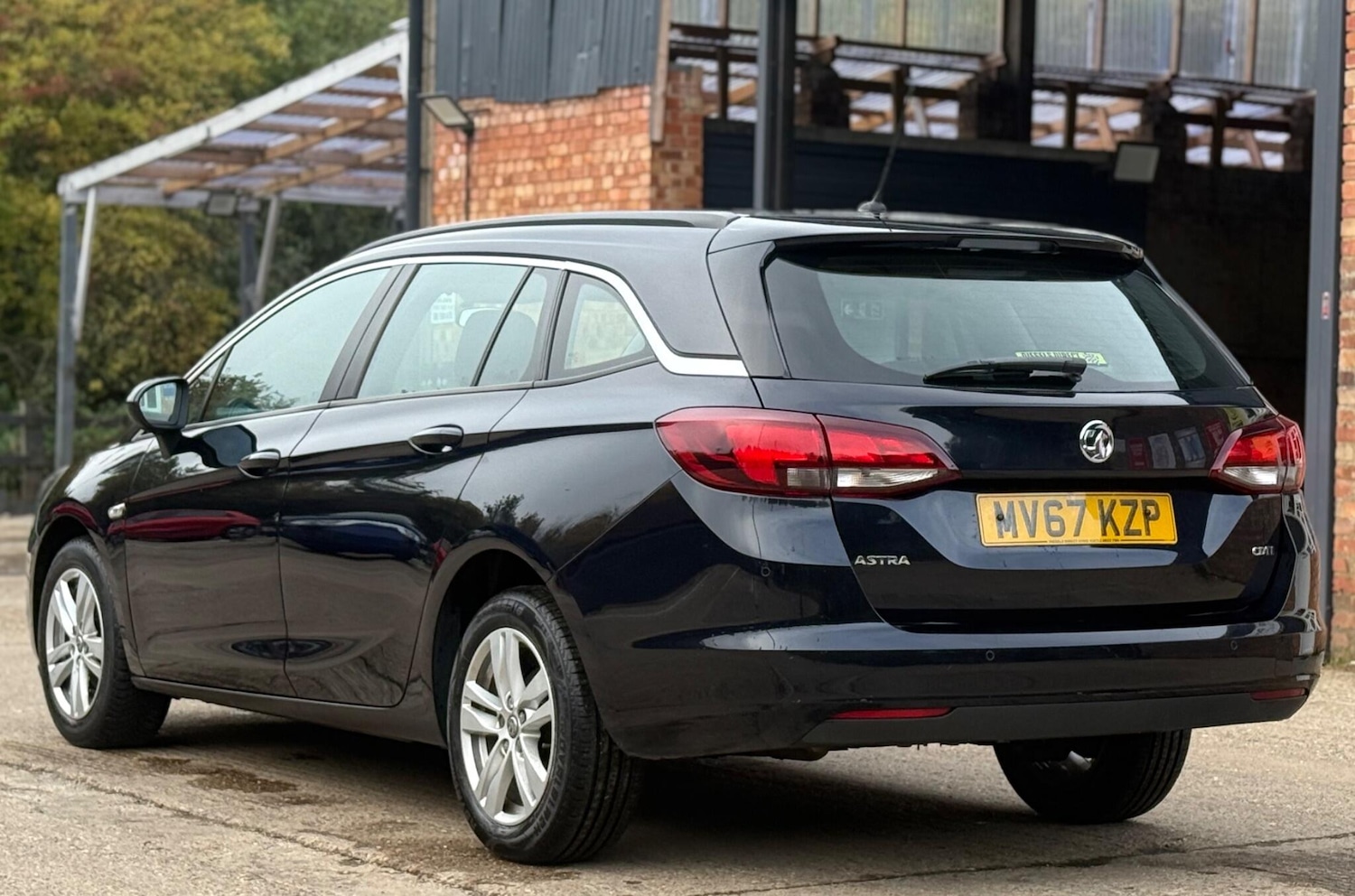 Used Vauxhall Astra 2017 for sale - 76449849: Photo 9