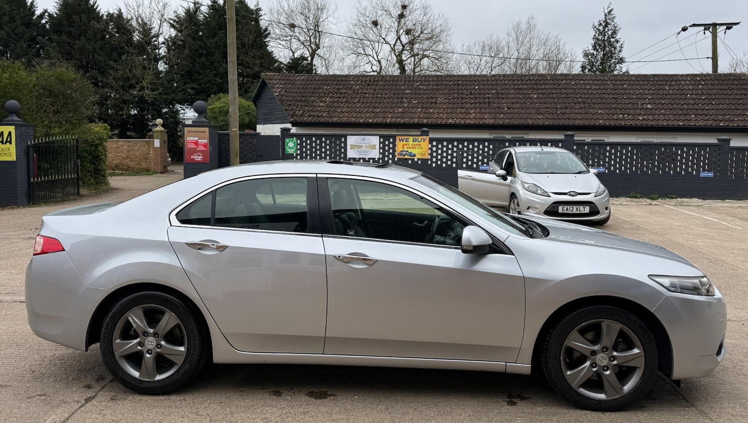 Used Honda Accord 2012 for sale - 77849118: Photo 12