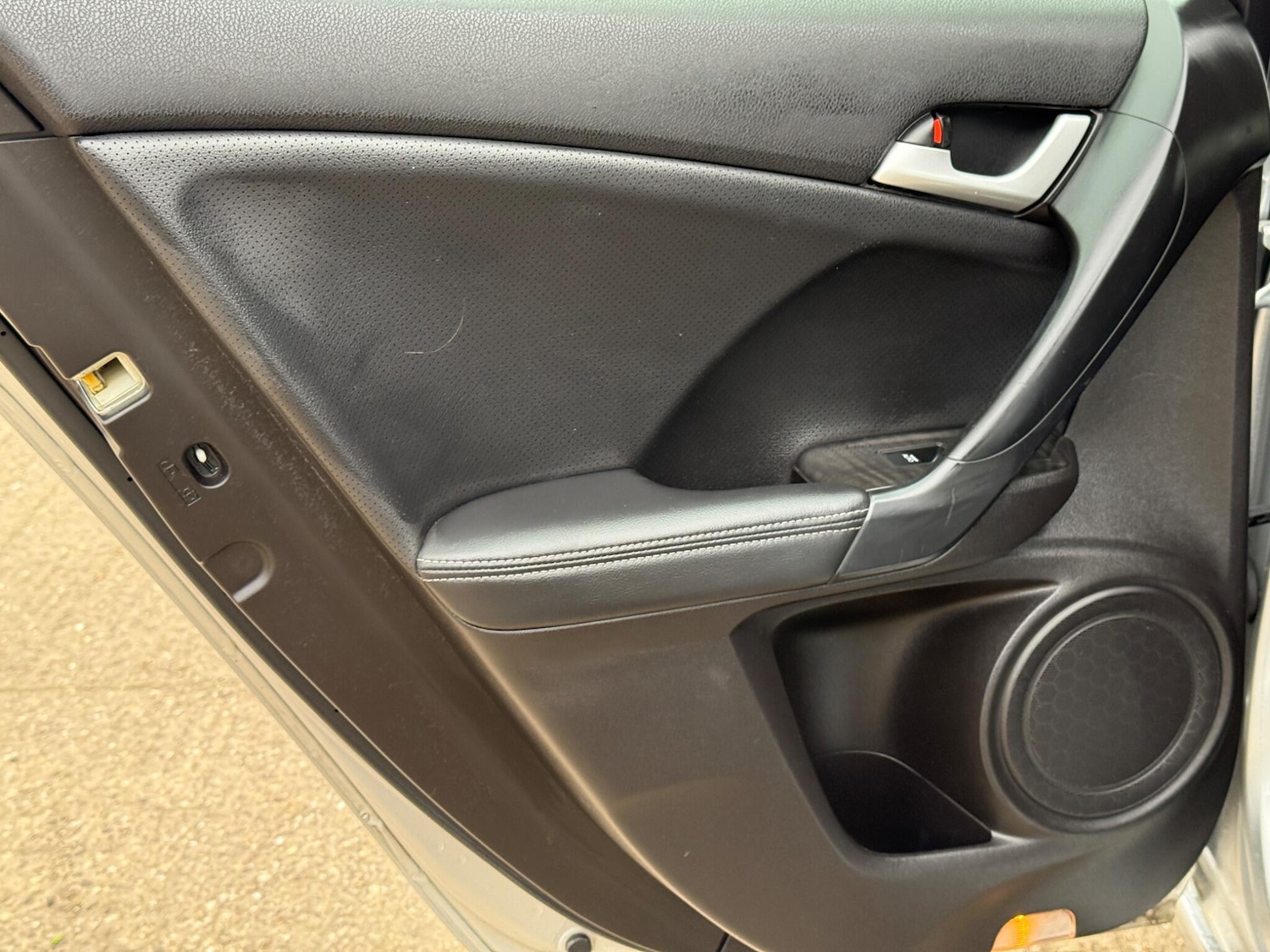 Used Honda Accord 2012 for sale - 77849118: Photo 37