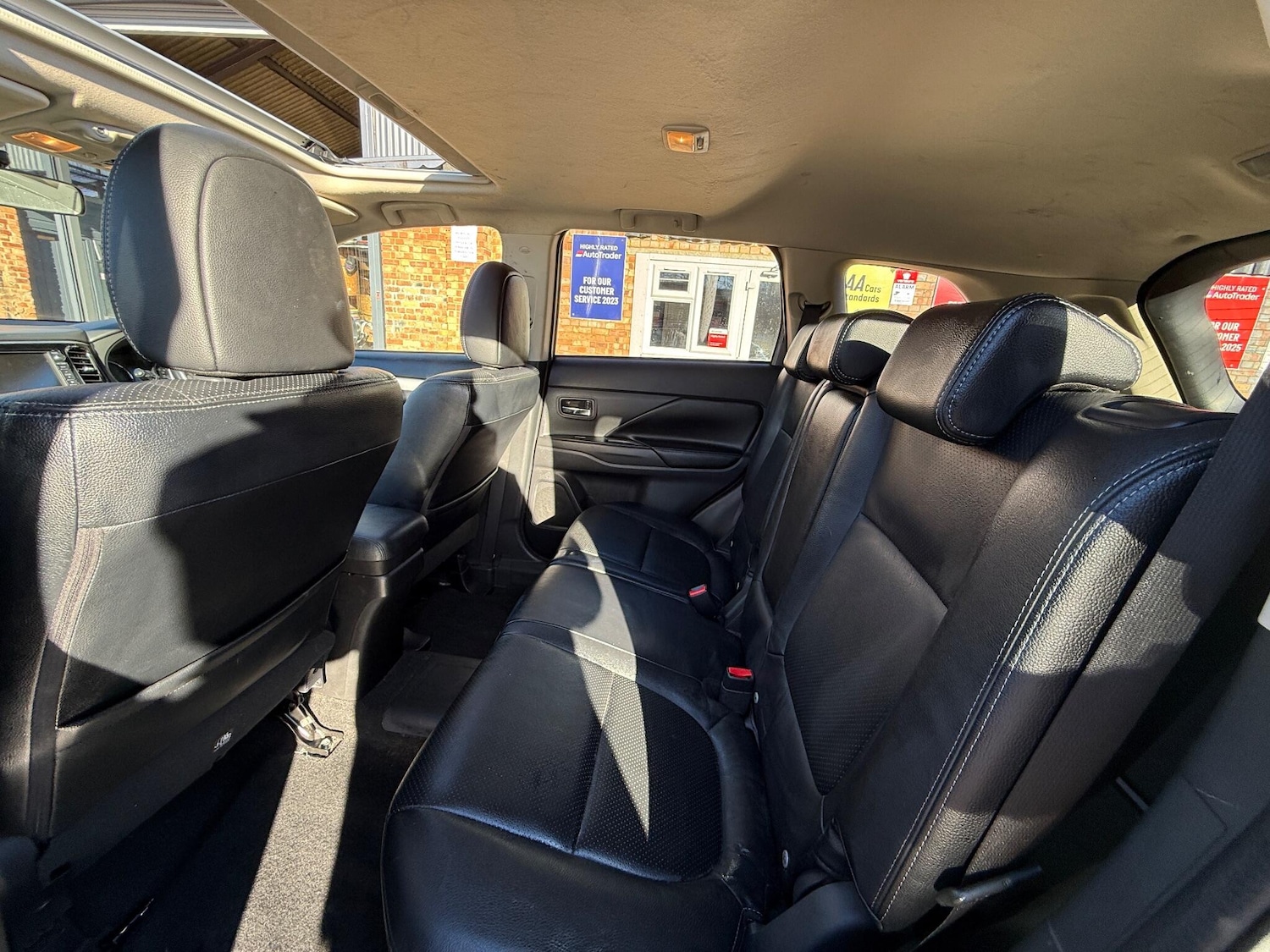 Used Mitsubishi Outlander 2015 for sale - 77226115: Photo 16