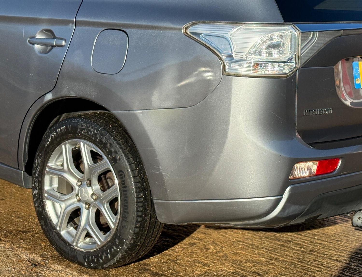 Used Mitsubishi Outlander 2015 for sale - 77226115: Photo 27