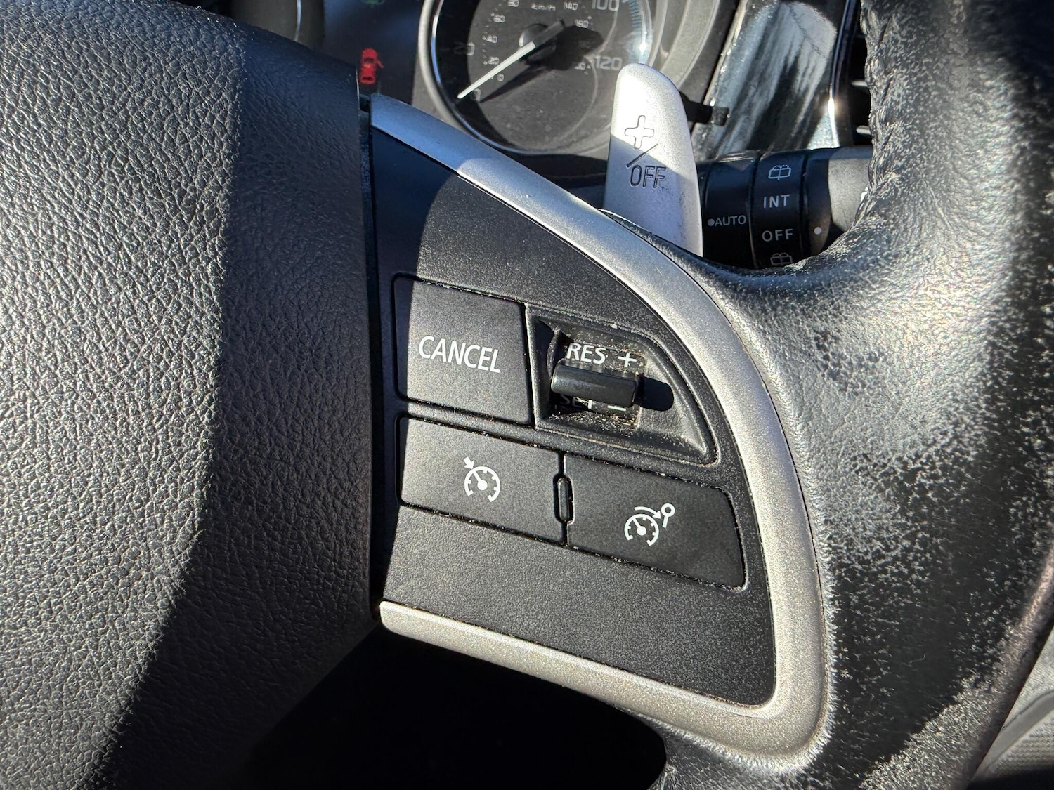 Used Mitsubishi Outlander 2015 for sale - 77226115: Photo 42