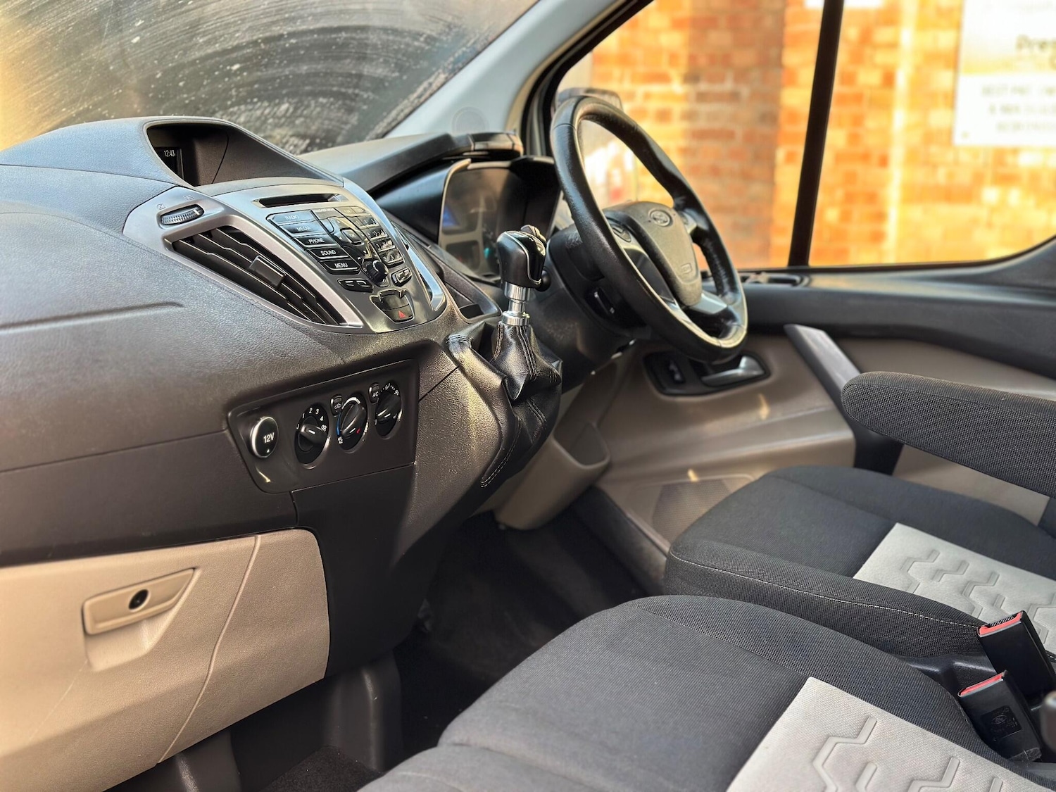 Used Ford Tourneo Custom 2018 for sale - 77054906: Photo 17