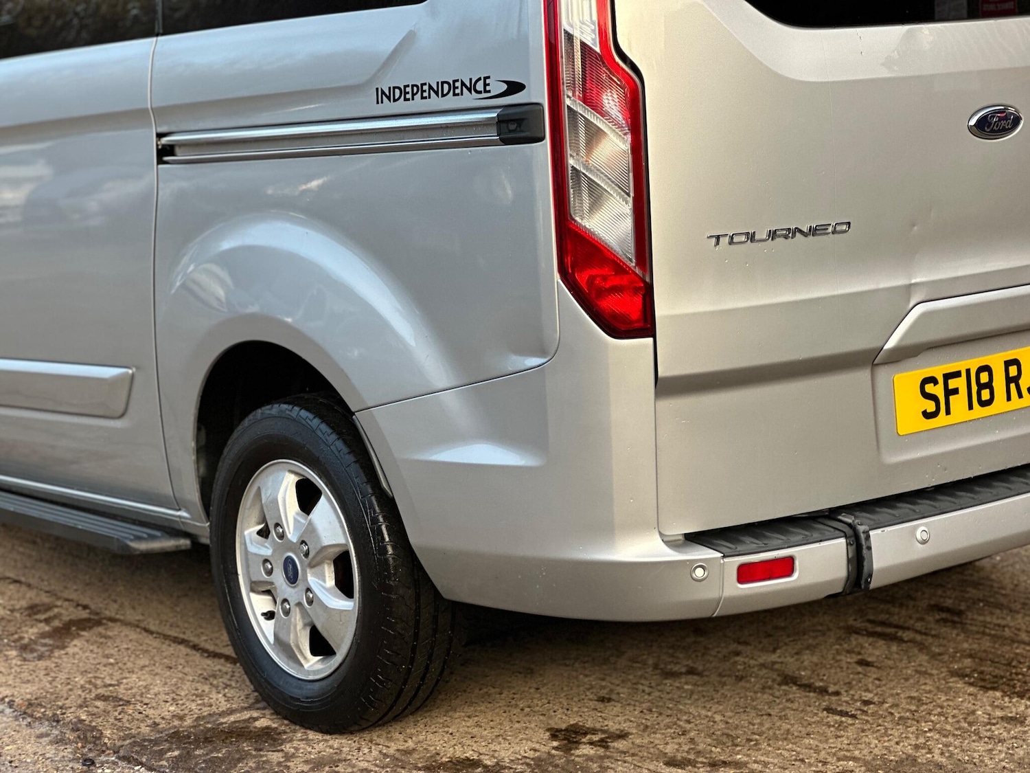 Used Ford Tourneo Custom 2018 for sale - 77054906: Photo 25