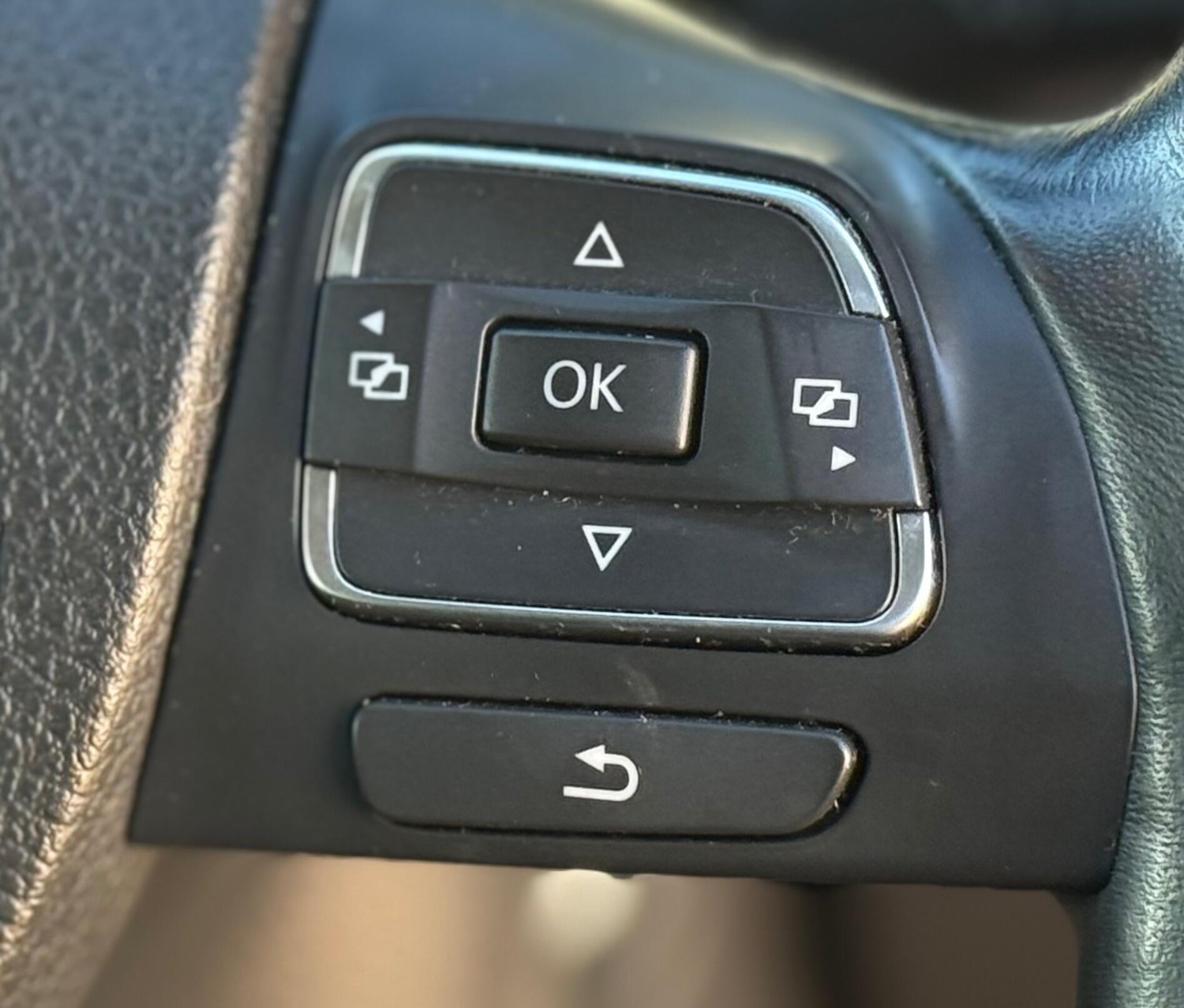 Used Volkswagen Tiguan 2013 for sale - 77161275: Photo 43