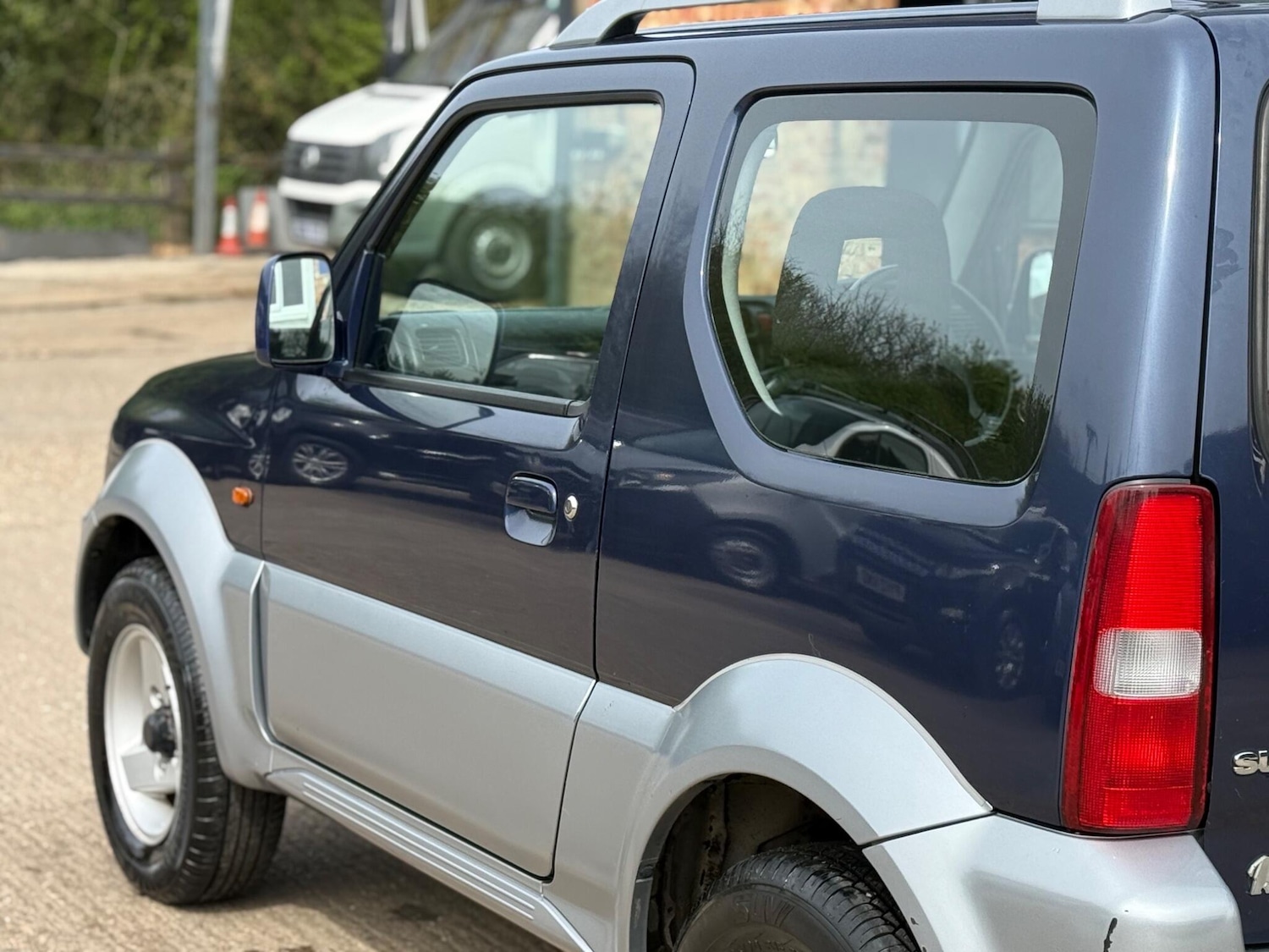 Used Suzuki Jimny 2004 for sale - 78197218: Photo 23