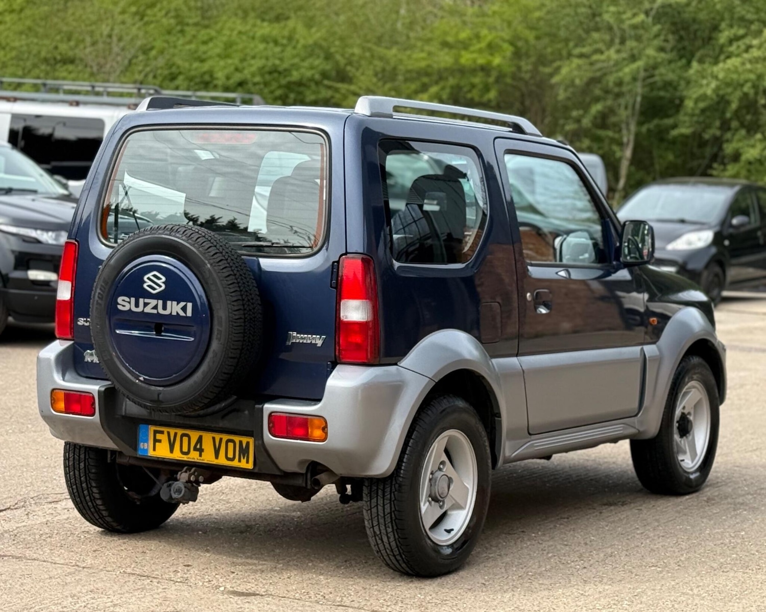 Used Suzuki Jimny 2004 for sale - 78197218: Photo 9