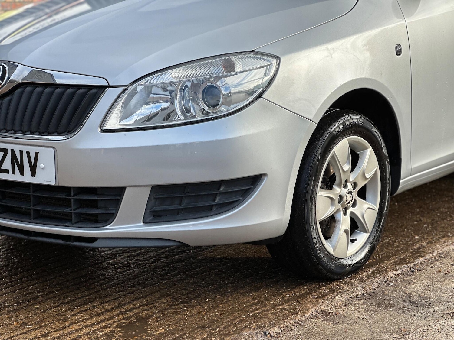 Used Skoda Roomster 2015 for sale - 77125221: Photo 24