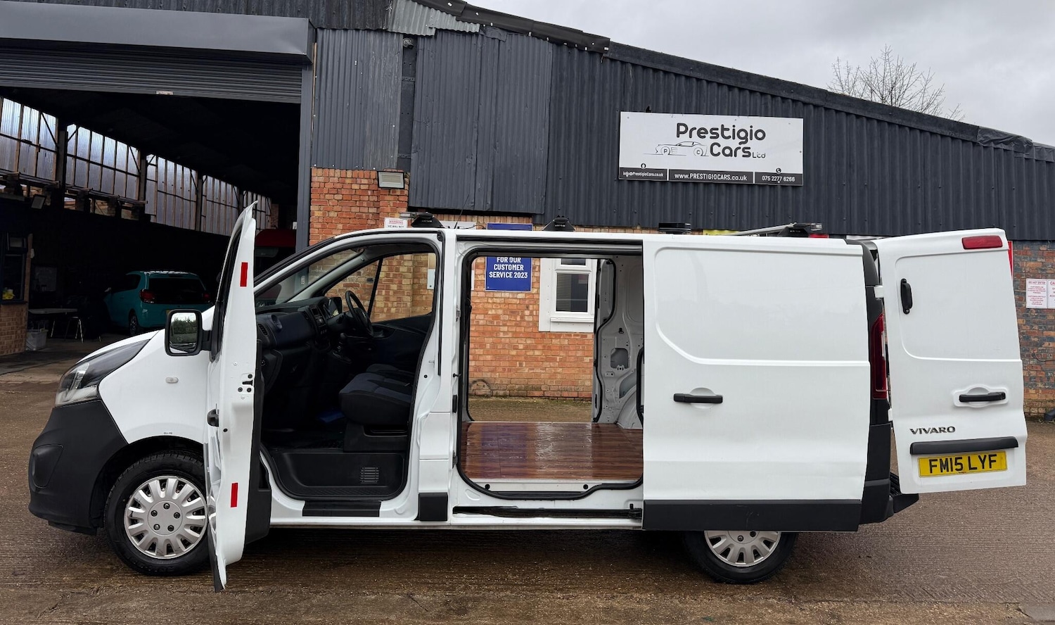 Used Vauxhall Vivaro 2015 for sale - 77171386: Photo 16