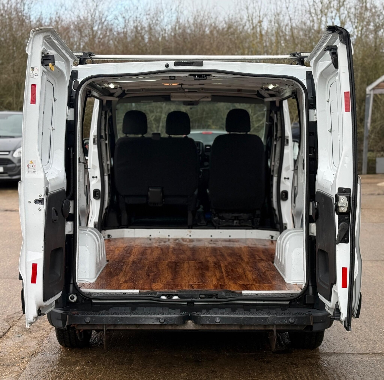 Used Vauxhall Vivaro 2015 for sale - 77171386: Photo 18