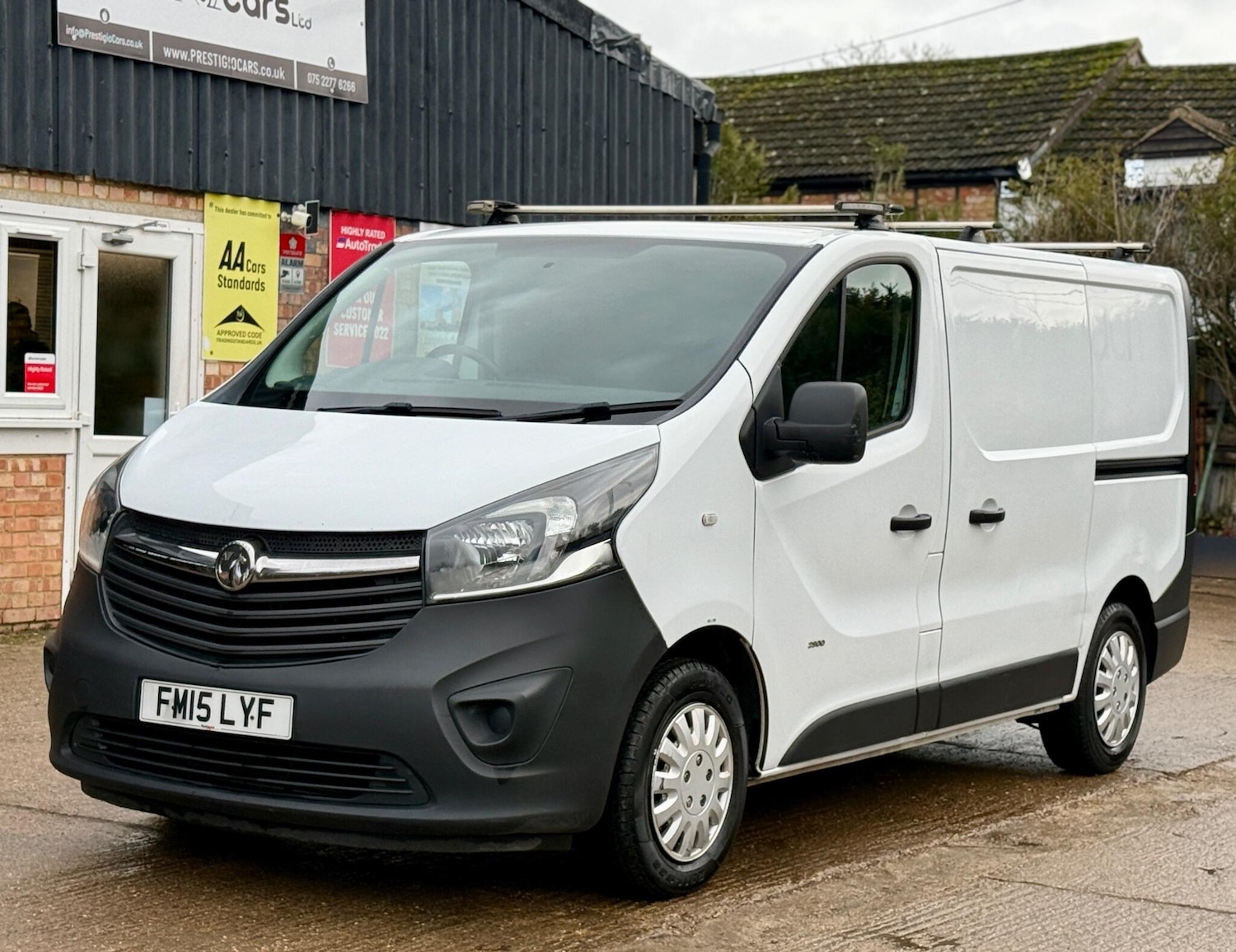 Used Vauxhall Vivaro 2015 for sale - 77171386: Photo 5