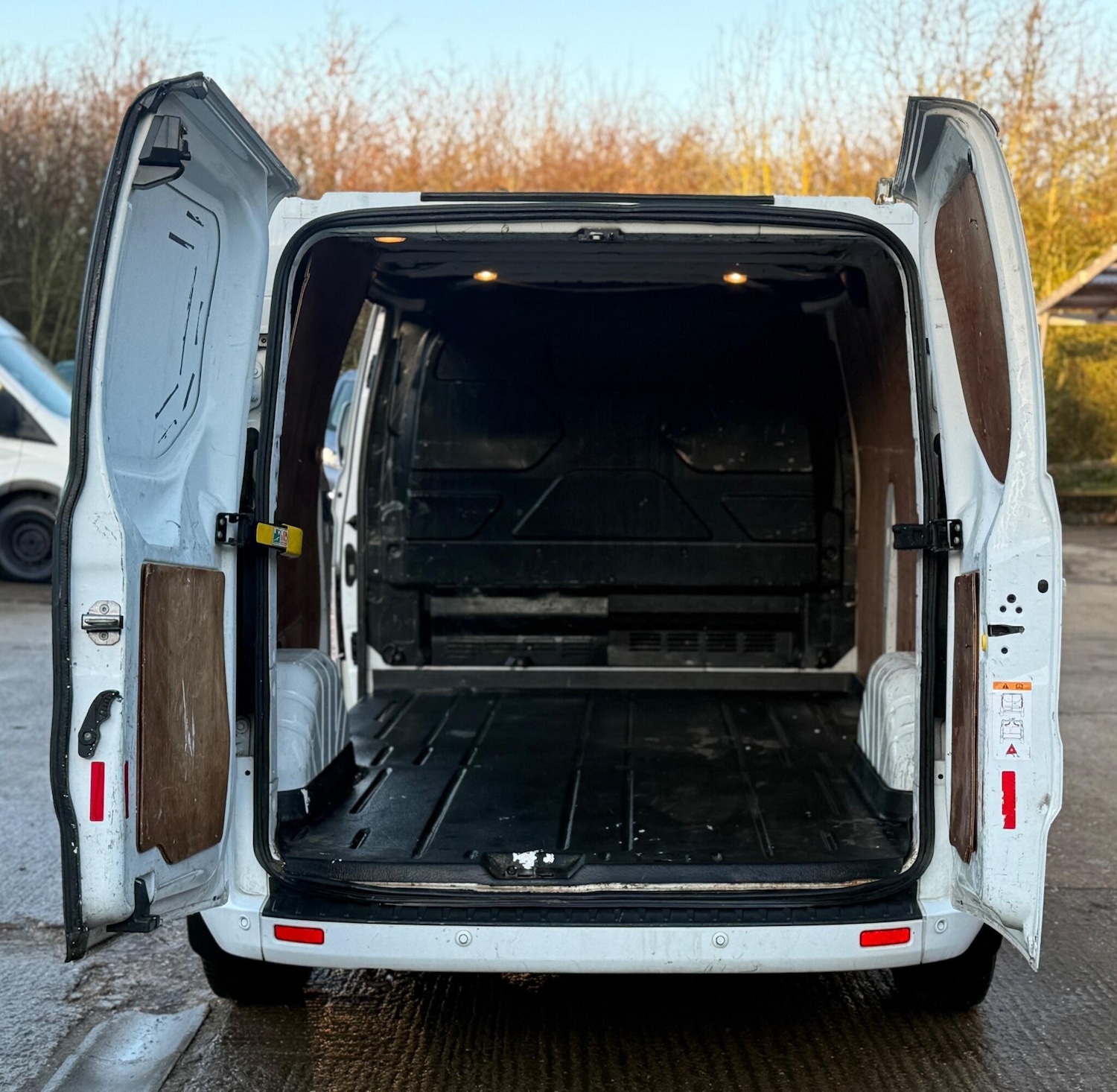 Used Ford Transit Custom 2016 for sale - 76922681: Photo 13