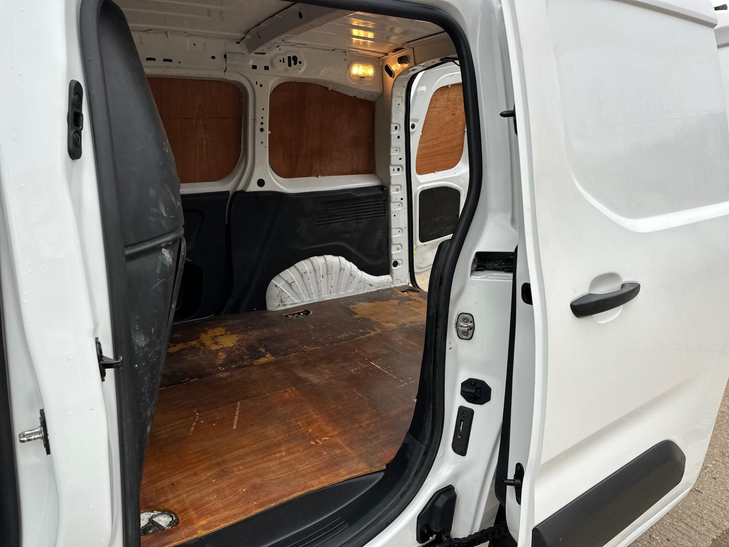 Used Citroen Berlingo 2019 for sale - 77641773: Photo 39