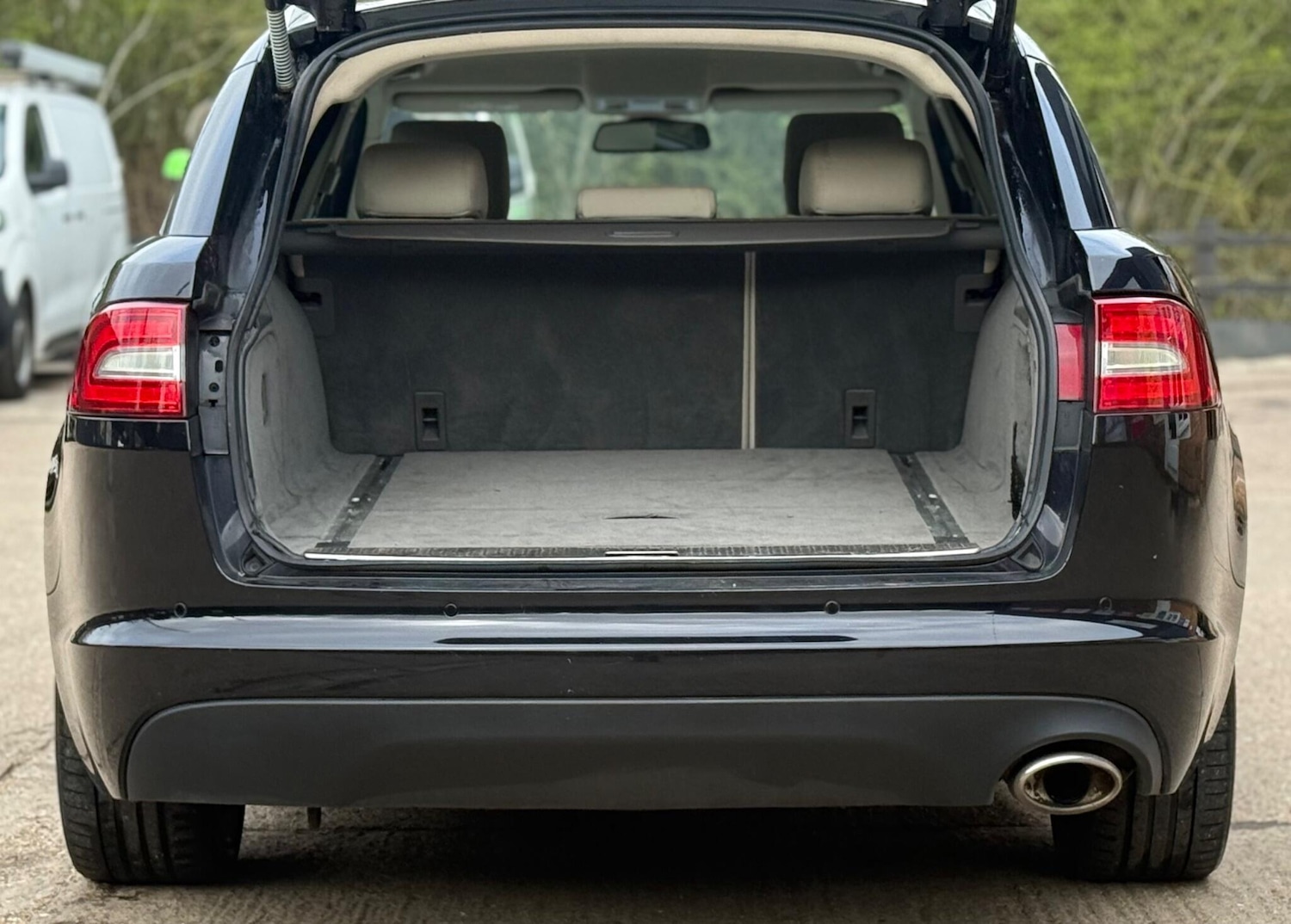 Used Jaguar XF 2013 for sale - 77916256: Photo 23