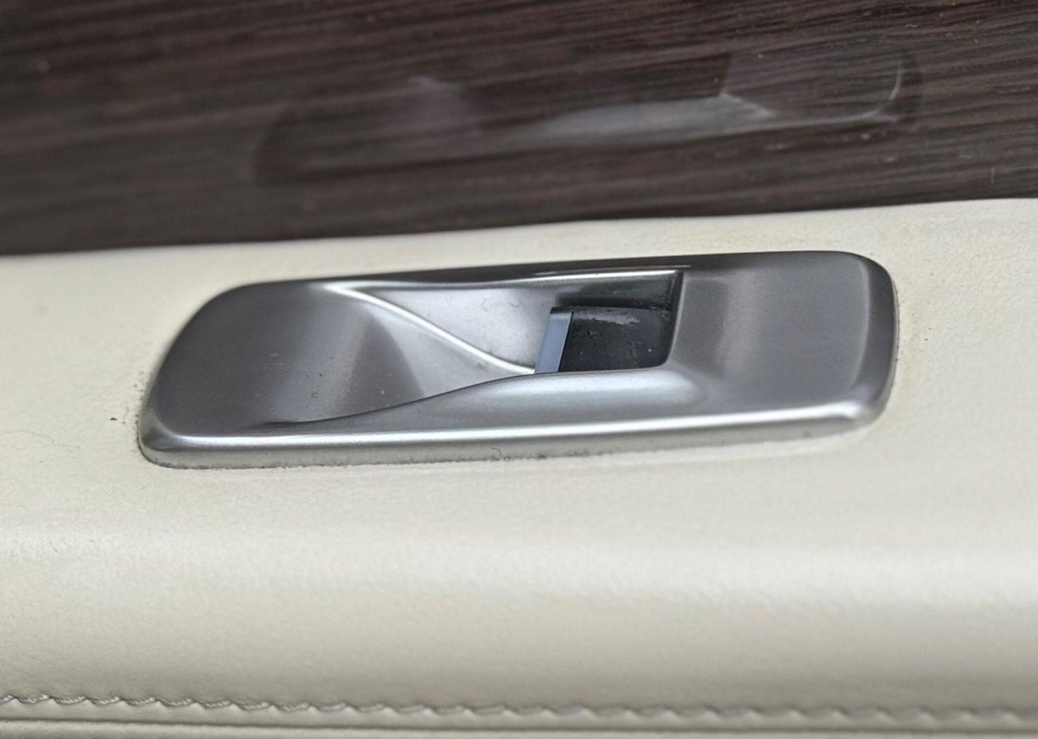 Used Jaguar XF 2013 for sale - 77916256: Photo 44