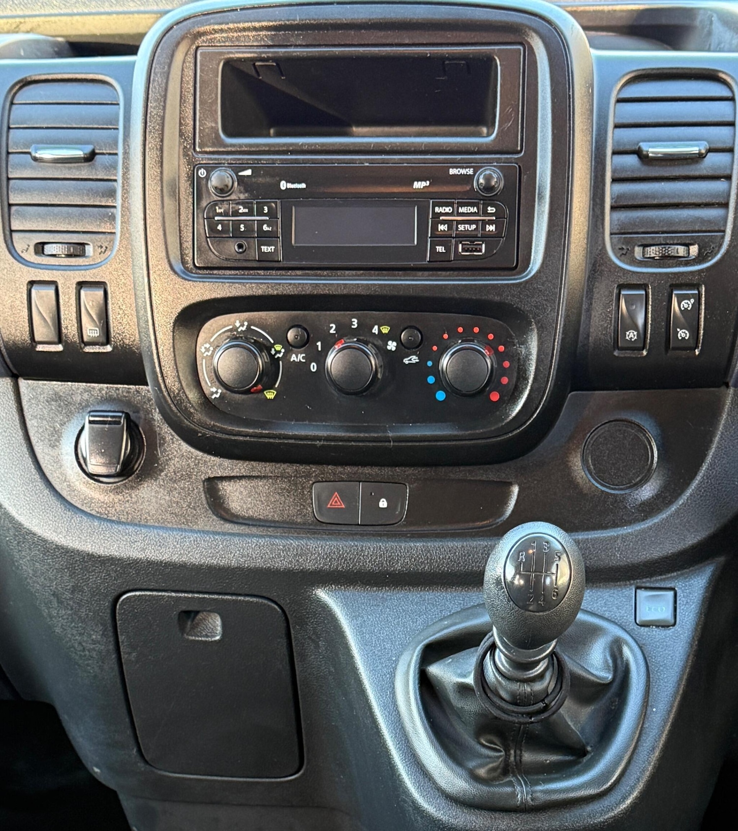 Used Vauxhall Vivaro 2018 for sale - 77002036: Photo 16