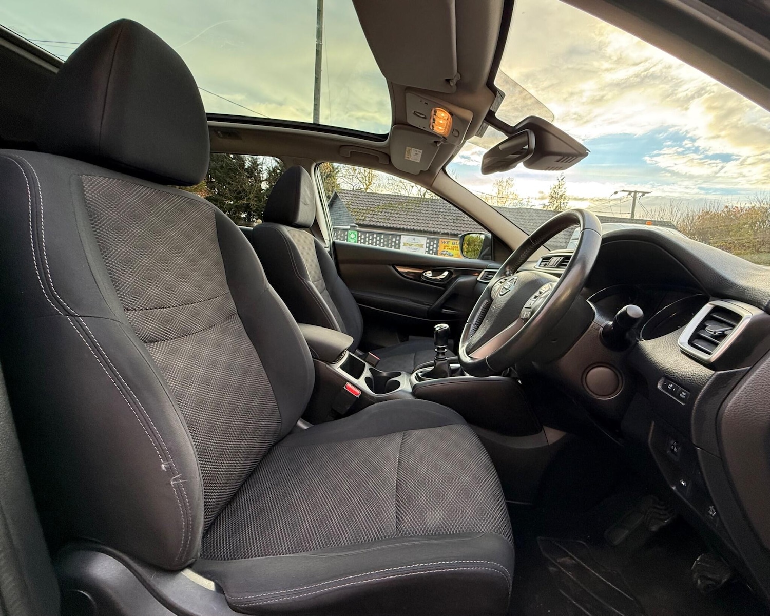 Used Nissan Qashqai 2015 for sale - 76535023: Photo 14