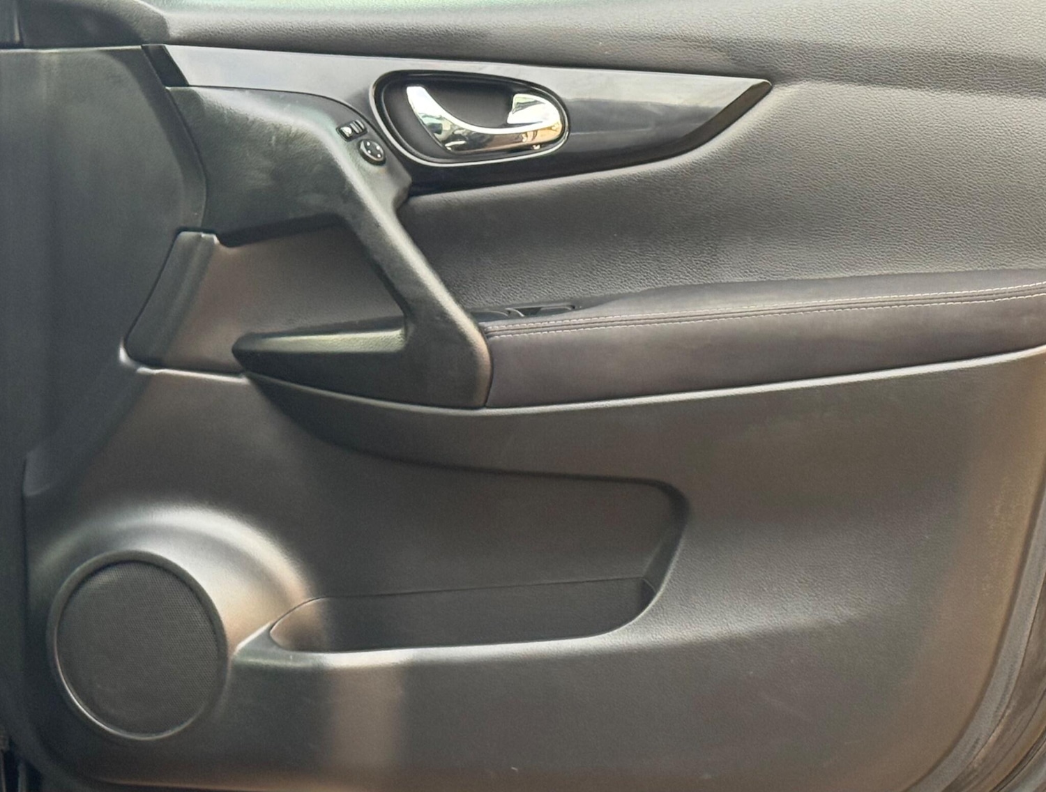 Used Nissan Qashqai 2015 for sale - 76535023: Photo 15