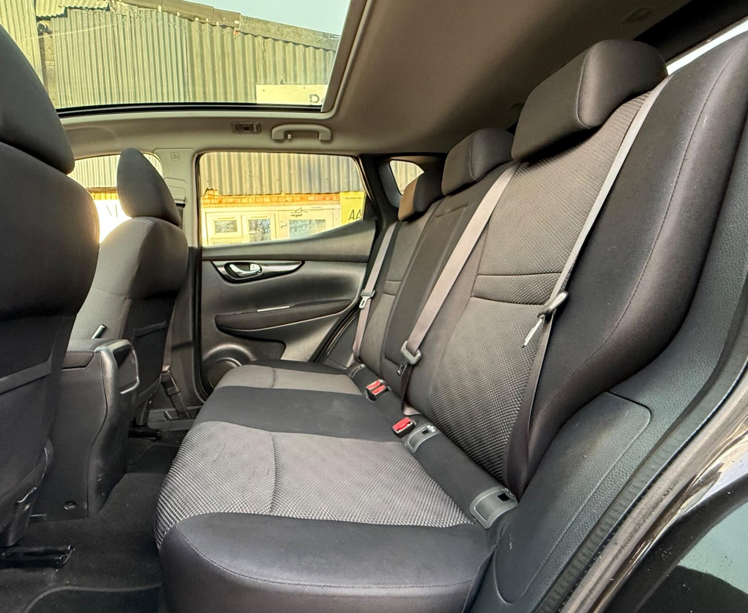 Used Nissan Qashqai 2015 for sale - 76535023: Photo 19