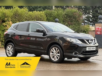 Used Nissan Qashqai 2015 for sale - 76535023: Photo