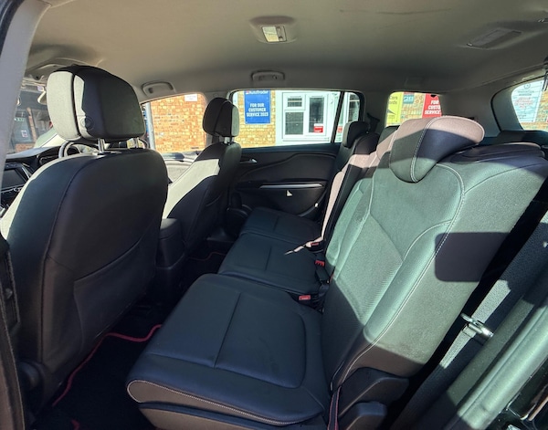Used Vauxhall Zafira Tourer 2018 for sale - 76077140: Photo 16