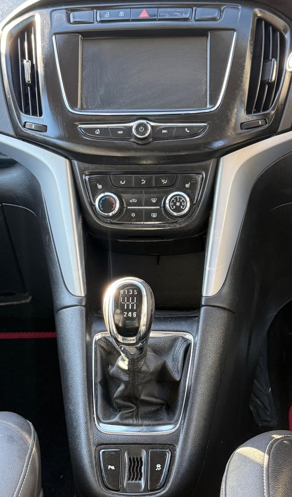 Used Vauxhall Zafira Tourer 2018 for sale - 76077140: Photo 20