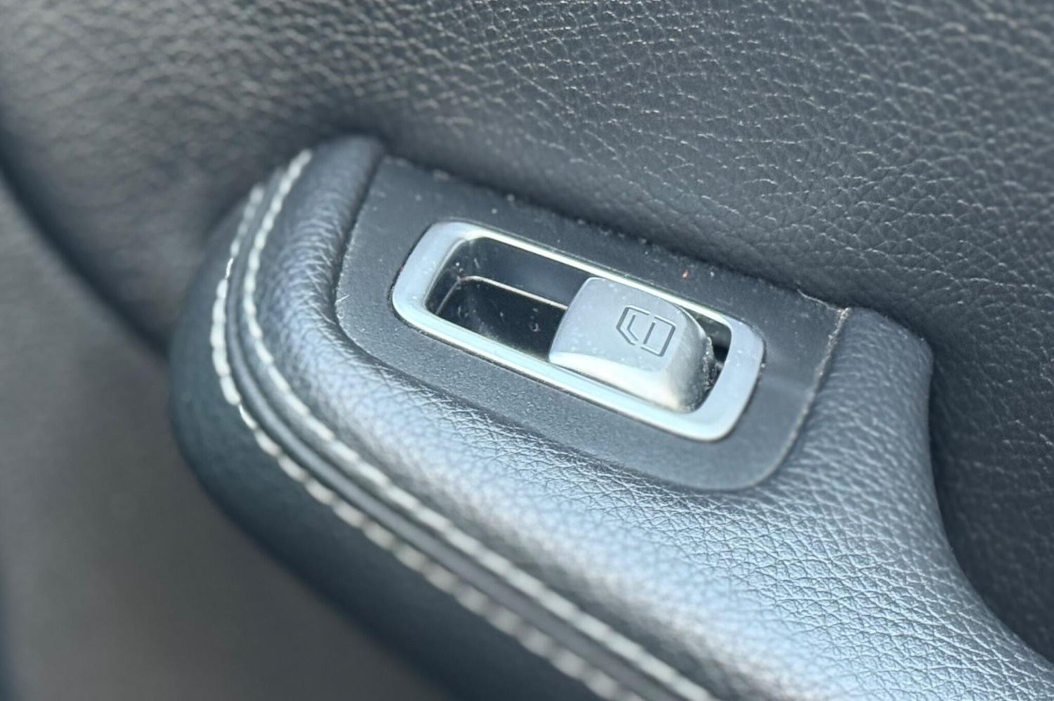 Used Mercedes-Benz C Class 2015 for sale - 77134046: Photo 53